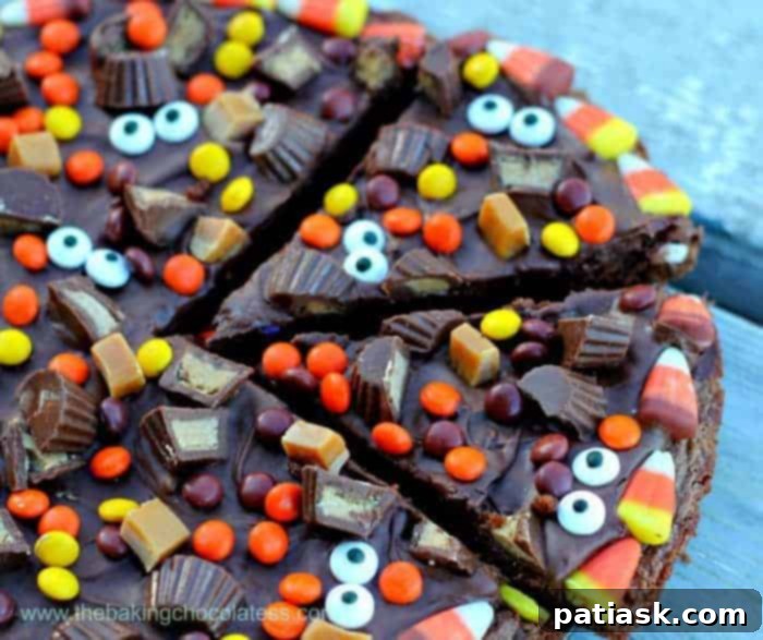 Frightfully Delicious Halloween Brownie Pizza 1 featured 11068