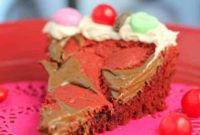 Velvet Heart Cookie Pie