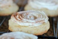 Frosted Cinnamon Swirl Cookies