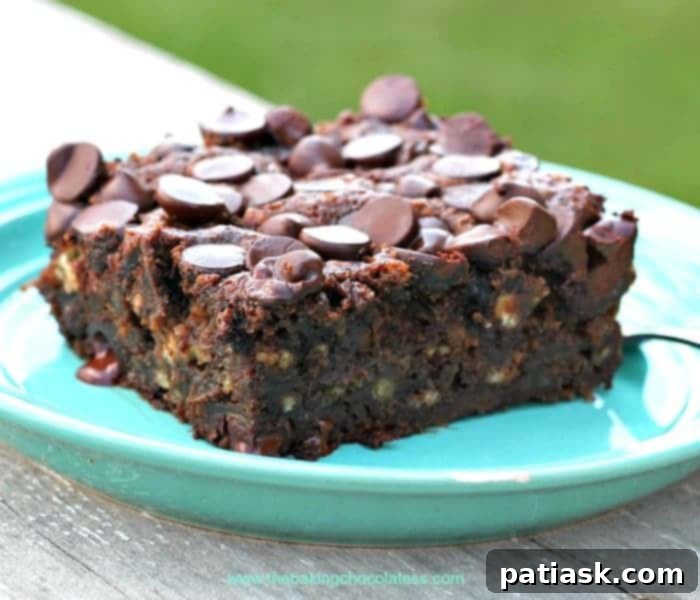 Chocolate Banana Bliss Cake 1 featured 15431