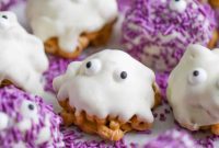 Spooky Cereal Snack Bars