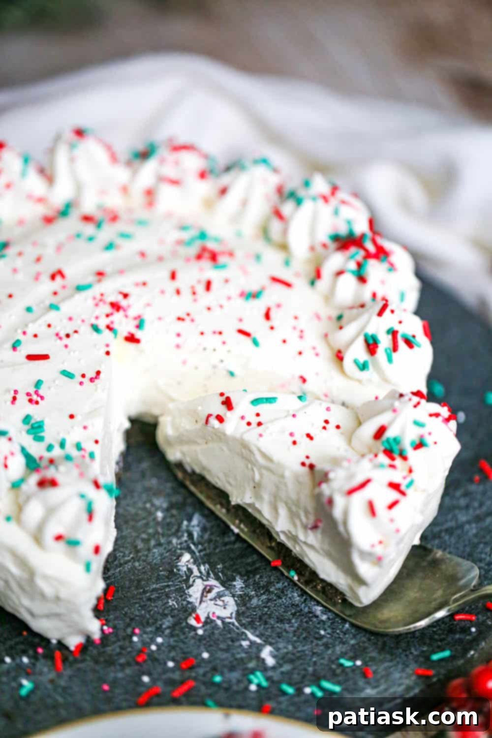 Simple Spiced Eggnog Cheesecake 1 featured 190566