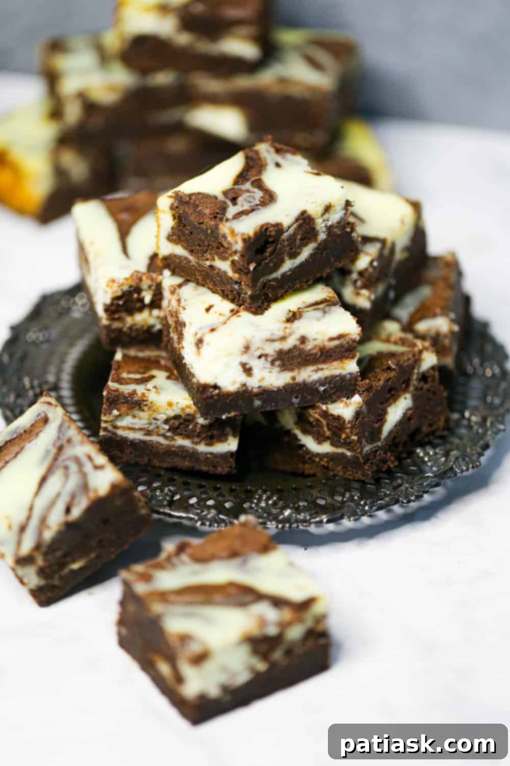 Decadent Cream Cheese Swirl Brownies 1 featured 208457
