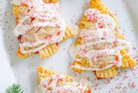 Whimsical Strawberry Christmas Tree Hand Pies