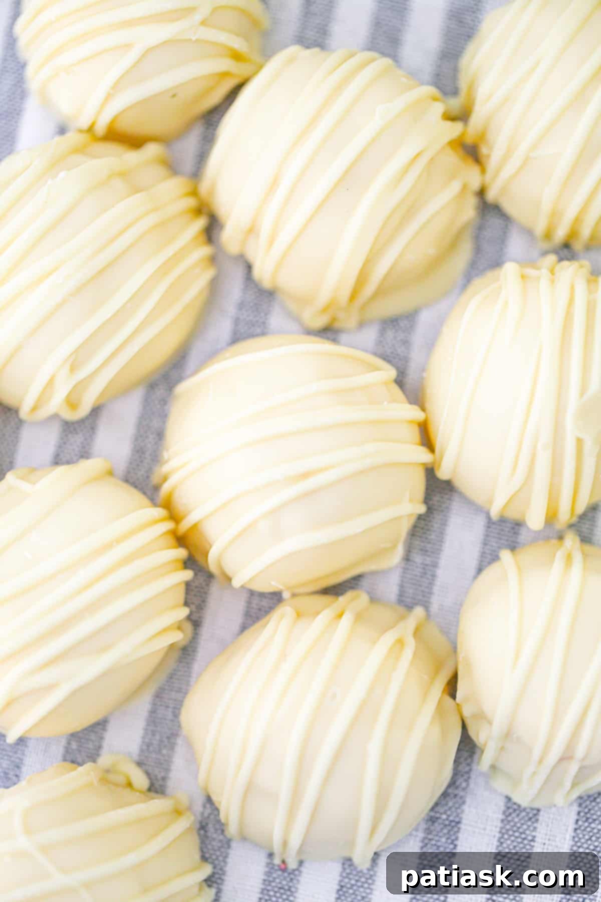 Velvet White Truffle Bliss 1 featured 225710