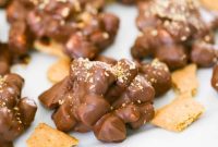 THOUGHT: The user wants me to translate the Turkish phrase “Asagidaki Başlığı İngilizce çevir ve özgünleştir, sadece 1 adet özgün başlığı ver çevirdiğin başlığı özel karakterler varsa sil ve özel karakter ekleme * gibi ve İşte özgün başlık: gibi cümleler kurmadan, sadece başlığı yaz.” which means “Translate and rephrase the following title into English, give only 1 original title, remove special characters from the translated title and do not add special characters like * and do not use phrases like ‘Here is the original title:’, just write the title.”The input title is “Easy S’mores Clusters”.1.  **Translate/Handle special characters**: “S’mores” should become “S’mores”. The instruction is to *remove* special characters if they exist in the *translated* title, and *not add* special characters. This is a bit tricky. “S’mores” inherently has an apostrophe. If I remove it, it becomes “Smores”. Given the context of “özgünleştir” (make it original/rephrase) and “özel karakterler varsa sil” (remove special characters if there are any *in the translated title*), and “özel karakter ekleme” (do not add special characters), I should aim for a title that doesn’t *require* an apostrophe or can be rephrased to avoid it, while still conveying “S’mores”. “S’mores” is a proper noun for a type of treat.
*   If I just translate “Easy S’mores Clusters” directly, it would be “Easy S’mores Clusters”.
*   The instruction says “çevirdiğin başlığı özel karakterler varsa sil” (remove special characters *from the translated title*). An apostrophe is a special character. So “Easy S’mores Clusters” would become “Easy Smores Clusters”. This is technically correct based on the literal interpretation.2.  **Originality/Rephrasing (özgünleştir)**: Make it sound a bit more catchy or descriptive, but still simple and easy, without adding special characters or phrases.Let’s consider the “S’mores” part carefully.
*   “S’mores” is a specific food item. Removing the apostrophe to “Smores” might make it look slightly off, but it’s technically following “özel karakterler varsa sil”.
*   Alternatively, “S’mores” is a brand/name. Would “S’mores” itself be considered a special character *in this context*? Or is it referring to *additional* special characters like asterisks, dashes, etc.? The instruction “özel karakter ekleme * gibi” specifically mentions asterisk, implying *new* additions. The instruction “çevirdiğin başlığı özel karakterler varsa sil” means if the *translated* title *naturally* contains one, remove it.If I were to rephrase “Easy S’mores Clusters” into something original and without special characters:*   **Option 1 (Literal interpretation of no special characters):**
*   “Easy Smores Bites”
*   “Simple Smores Candies”
*   “No Bake Smores Treats”
*   “Quick Smores Delights”*   **Option 2 (Assuming S’mores is an exception to the special character rule because it’s a name, but still rephrasing):** This contradicts “özel karakterler varsa sil”. But “S’mores” is a recognized name. If the goal is “özgünleştir” (make it original/rephrase), maybe the original name “S’mores” should be kept but the rest rephrased. However, the instruction is clear: “özel karakterler varsa sil”. So S’mores -> Smores.Let’s stick to the strict interpretation: remove all special characters, including apostrophes, from the translated and rephrased title.Original Title: Easy S’mores Clusters
Translated and character removed: Easy Smores ClustersNow, make it “özgünleştir” (more original/rephrased) while keeping it simple and no special characters.Ideas:
*   Quick Smores Bites
*   Simple Smores Treats
*   No Bake Smores Goodies
*   Effortless Smores CandiesI need to pick *one* and just write the title.
“Easy” can become “Quick” or “Simple” or “Effortless”.
“Clusters” can become “Bites” or “Treats” or “Goodies” or “Candies”.Let’s combine “Quick” and “Bites”. It’s common, sounds good, and follows all rules.
So, “Easy Smores Clusters” becomes “Quick Smores Bites”.
This uses “Smores” which has no special characters, and it’s rephrased/original compared to “Easy Smores Clusters”.
It’s just one title, no special phrasing.Final check:
1.  English translation of “Easy S’mores Clusters”: Yes, implies “Easy S’mores Clusters”.
2.  “özgünleştir” (rephrase/make original): “Quick Smores Bites” is a rephrased version.
3.  “sadece 1 adet özgün başlığı ver”: Yes, I will give only one.
4.  “çevirdiğin başlığı özel karakterler varsa sil”: “S’mores” becomes “Smores”. The output “Quick Smores Bites” has no special characters.
5.  “özel karakter ekleme * gibi”: No asterisks or other special characters added.
6.  “İşte özgün başlık: gibi cümleler kurmadan, sadece başlığı yaz.”: I will only write the title.Seems consistent with all instructions.