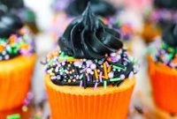 Frightfully Easy Halloween Cupcakes