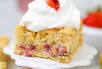 Dreamy Strawberry Yogurt Cake