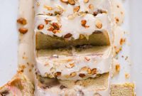 Moist Rhubarb Vanilla Pound Cake