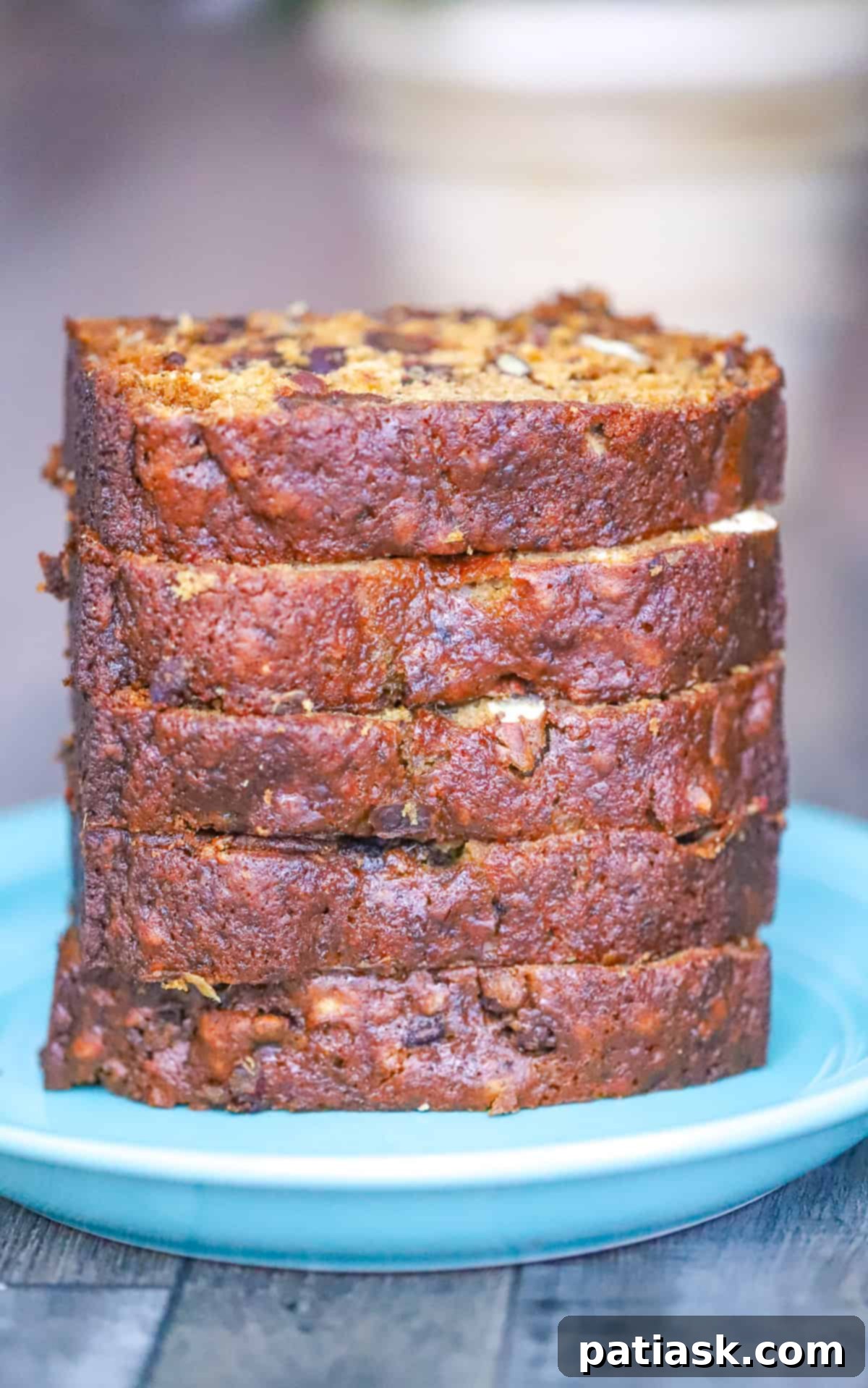 Grandma's Date Nut Bread 1 featured 239722