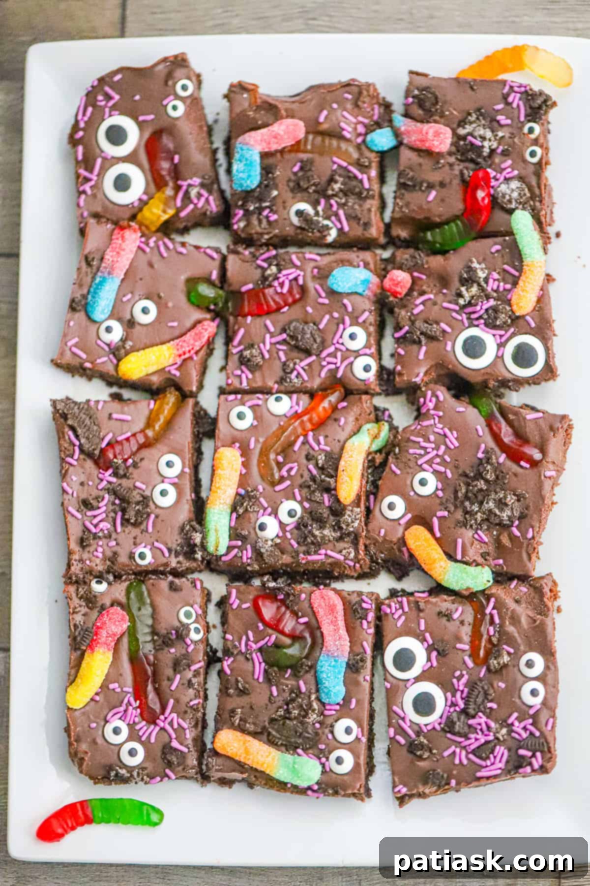 Monster Mash Brownies 1 featured 240979