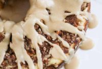 Homestyle Apple Cinnamon Crumb Cake