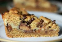 Reese’s Peanut Butter Swirl Cream Cheese Bars