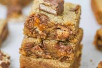 Heavenly Snickers Peanut Butter Blondies