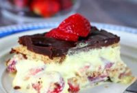 No-Bake Banana Split Dream Cake