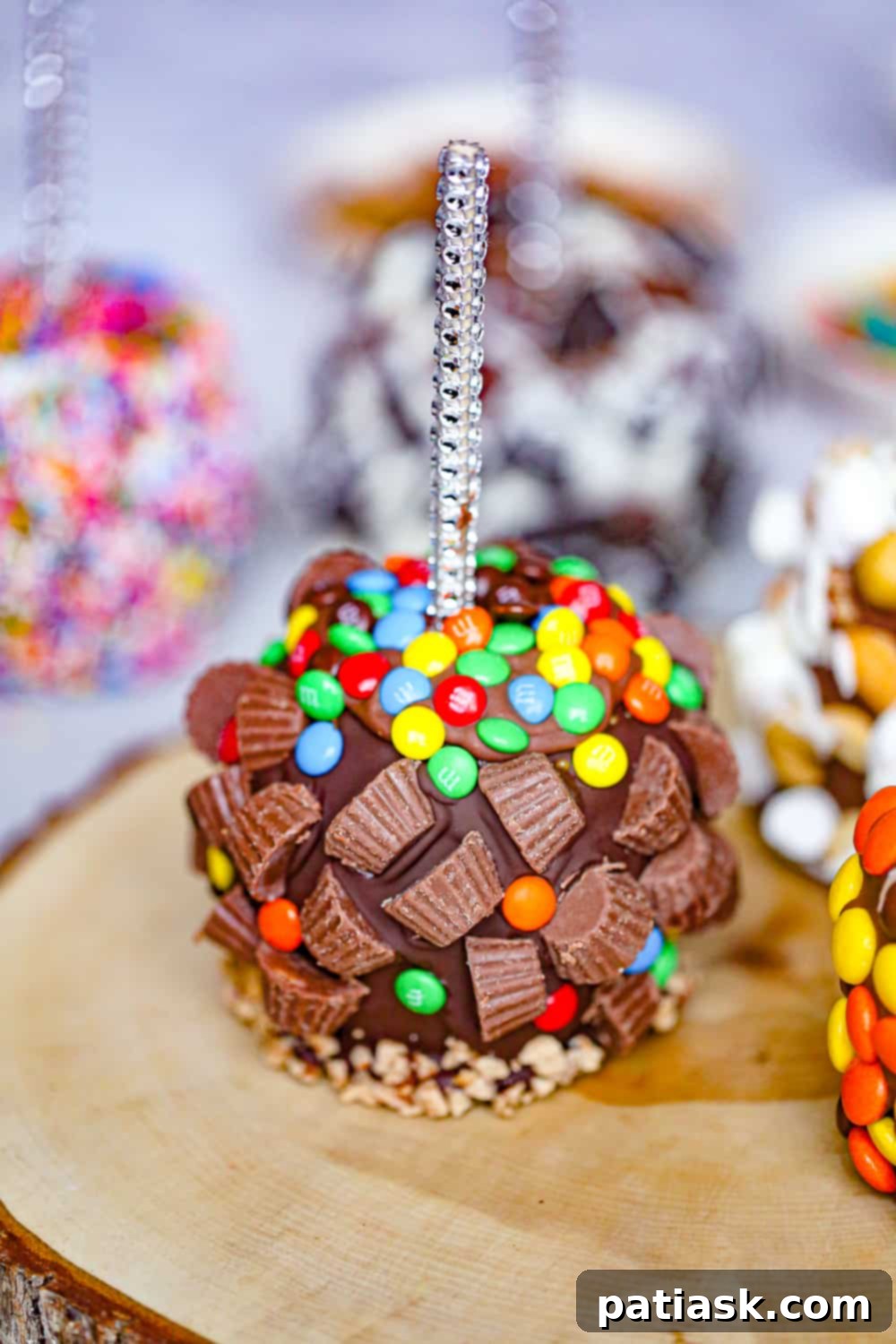 Peanut Butter Cup and M&M Caramel Apples