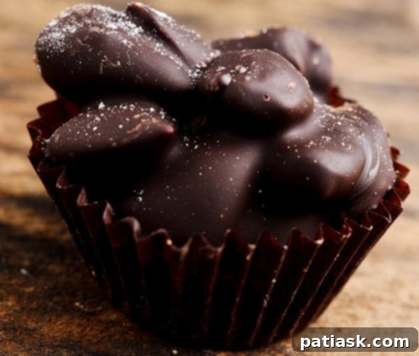 Dark-Chocolate-Nut-Clusters1 Healthy and delicious Dark Chocolate Nut Clusters, a smart choice for Valentine's Day chocolate candy.