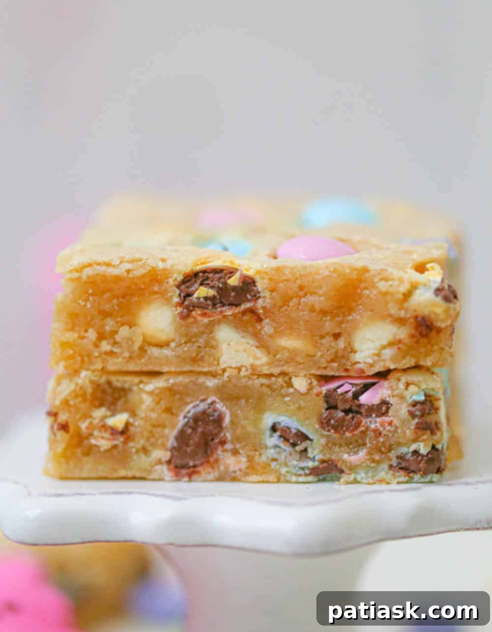 Springtime M&M Chocolate Chip Blondie Bars 8 Festive spring goodies, M&M blondie bars