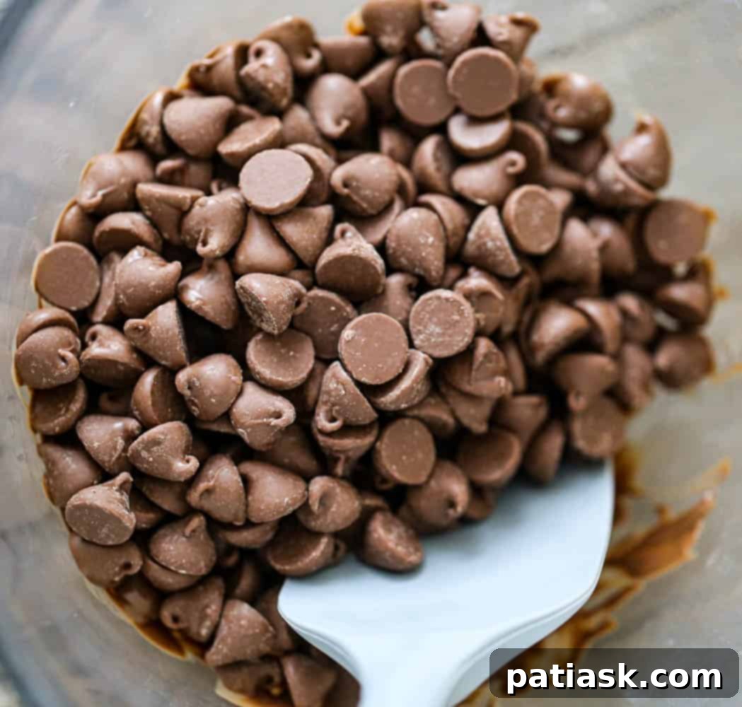 Mastering Chocolate Tempering with Your Microwave 2 Tempering and melting chocolate in the microwave method