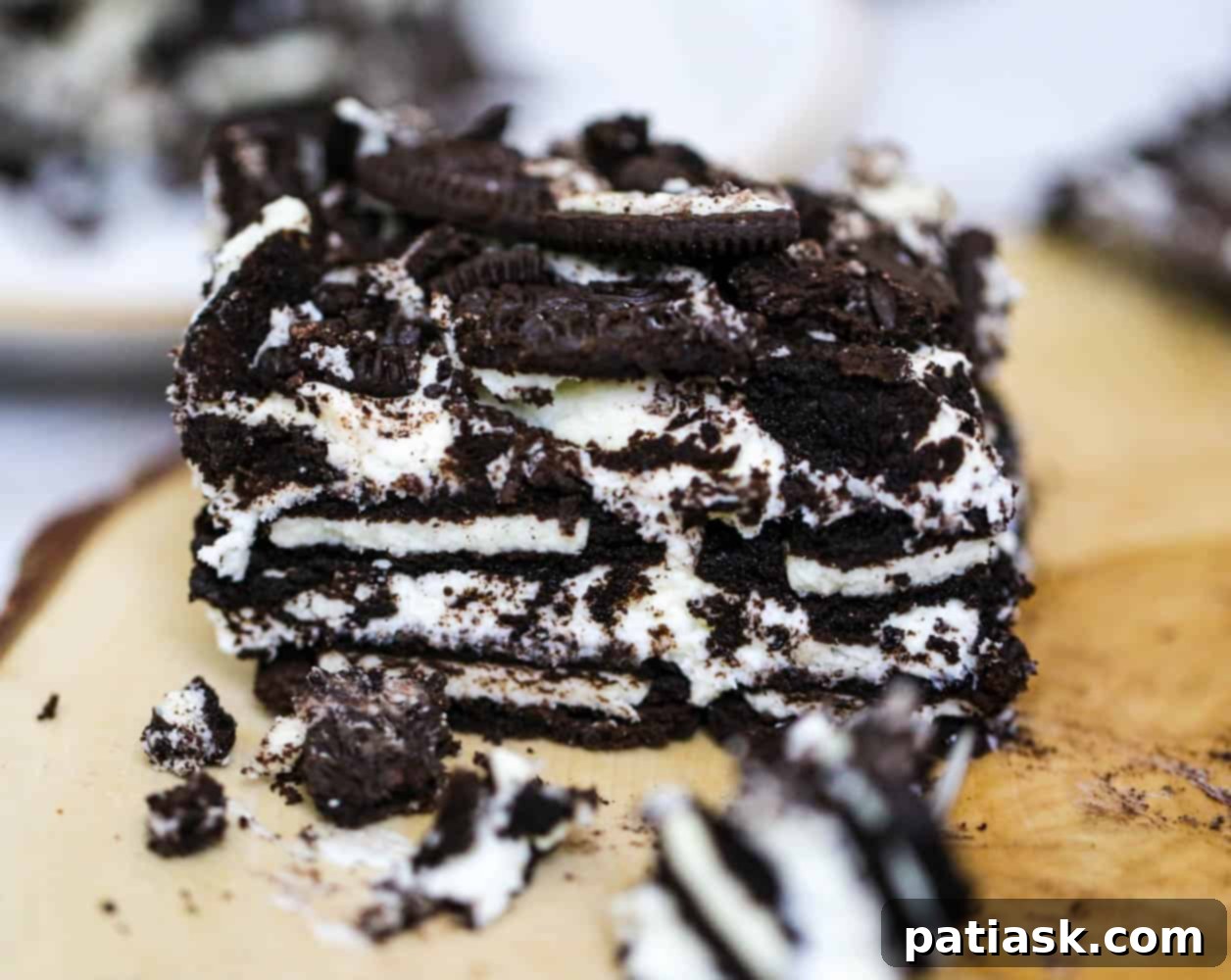 Oreo Lasagna: Just 4 Ingredients 2 4 Ingredient Oreo Lasagna Dessert