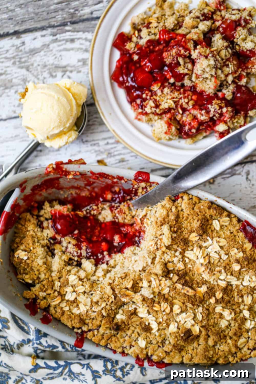 Dessert for summer - Rhubarb Berry Crisp with oats