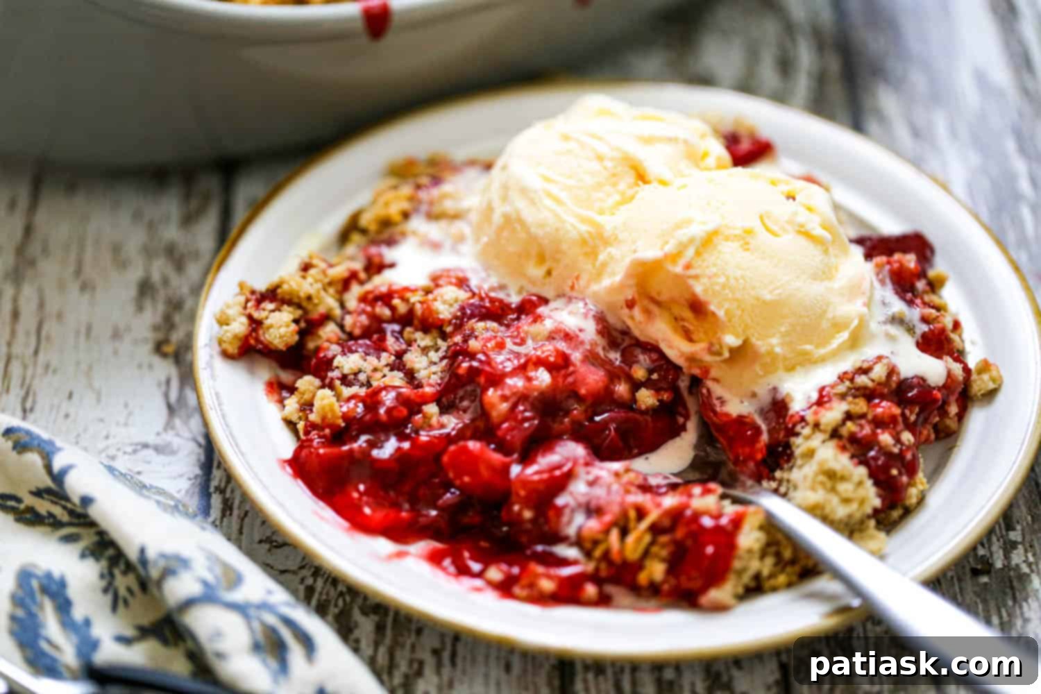 Fruity dessert for summer - baked Rhubarb Berry Crisp