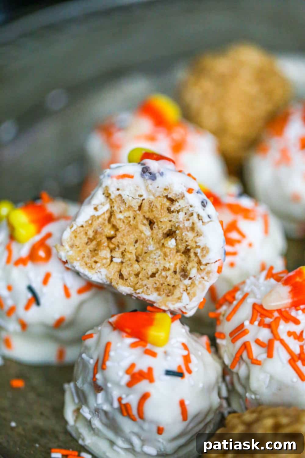 Monster Munch Treats 2 Halloween Rice Krispie Treats