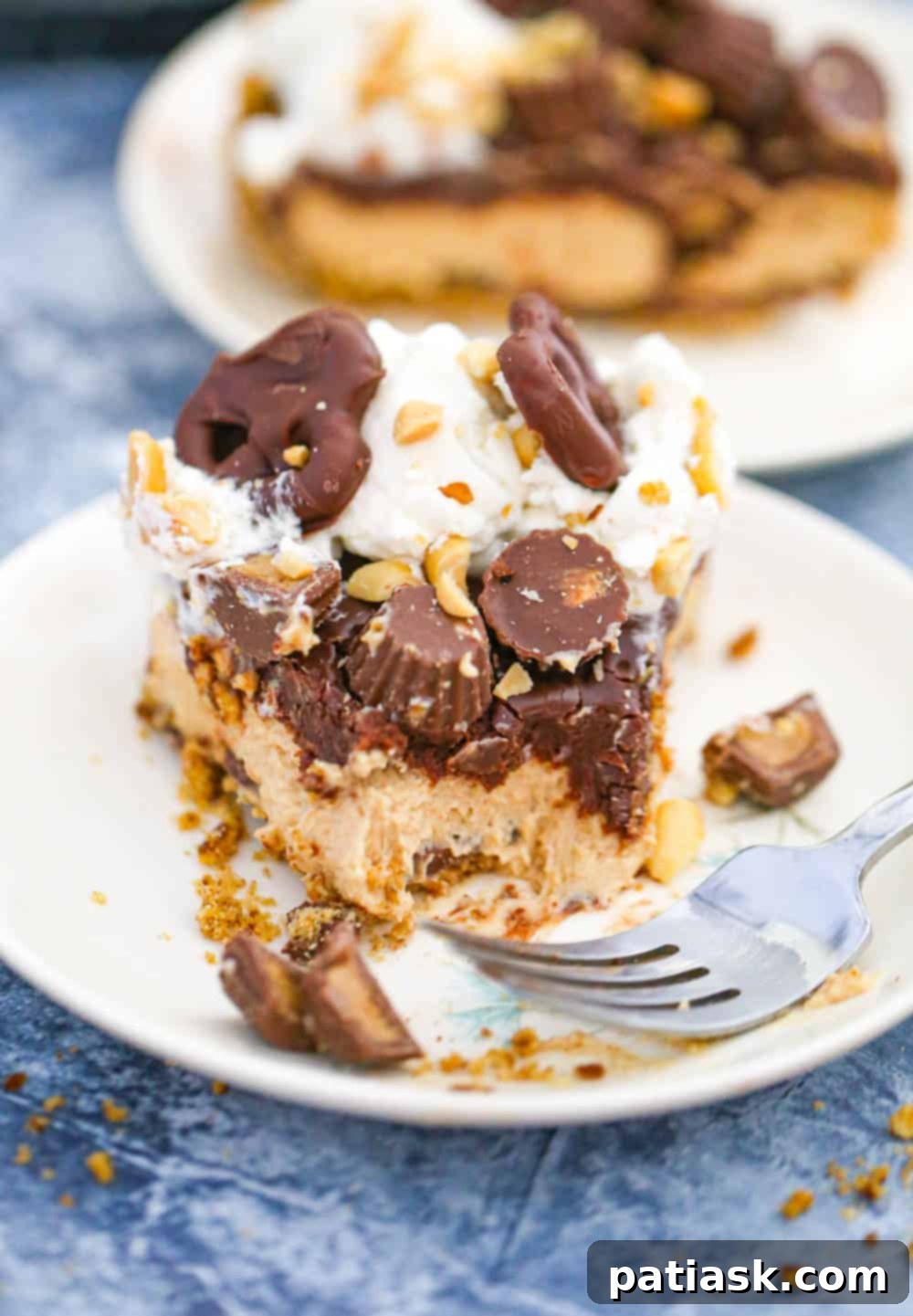 Reese's Peanut Butter Pretzel Pie - how to make pretzel pie crust