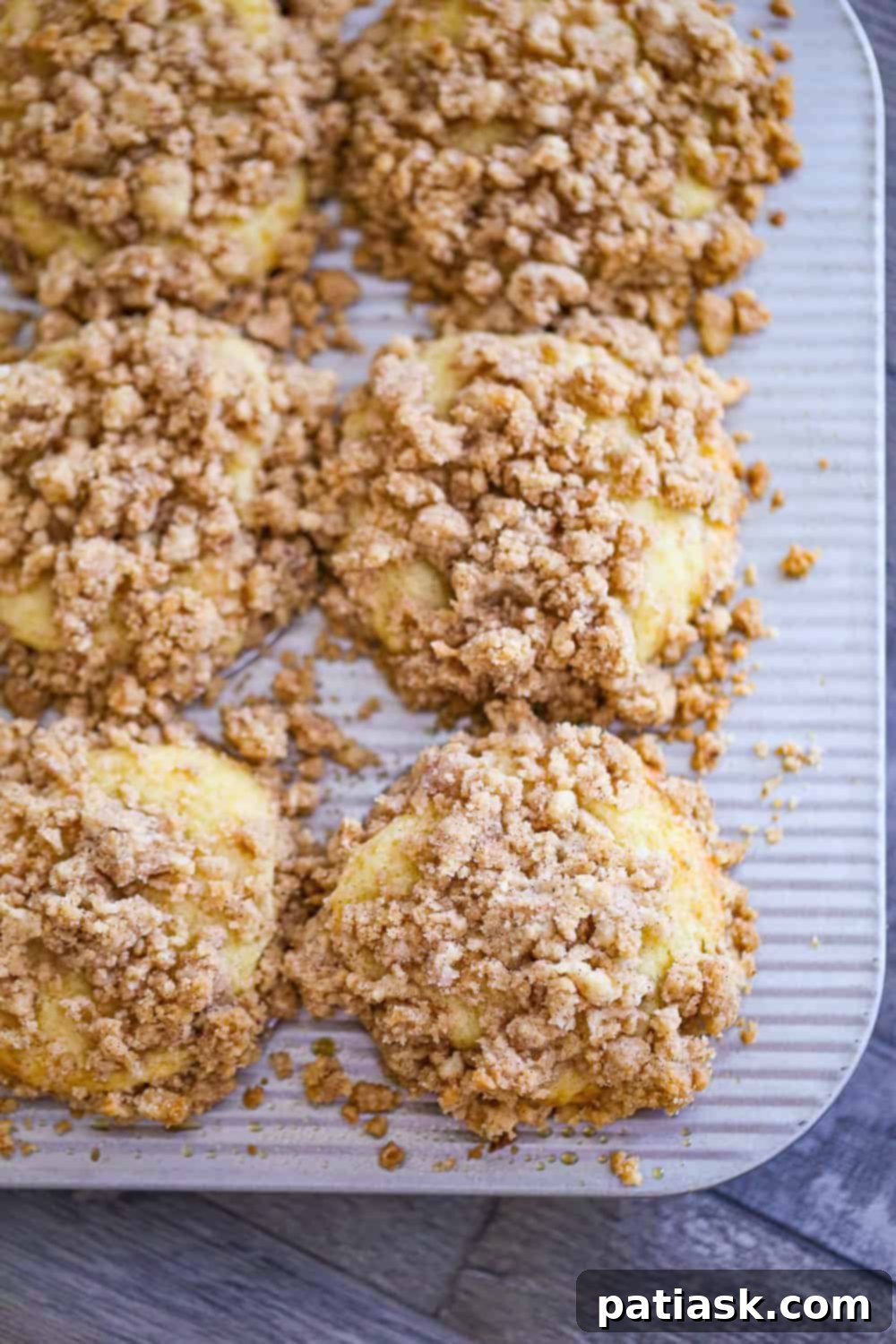 Cinnamon Streusel Muffins 5 img 193401 9