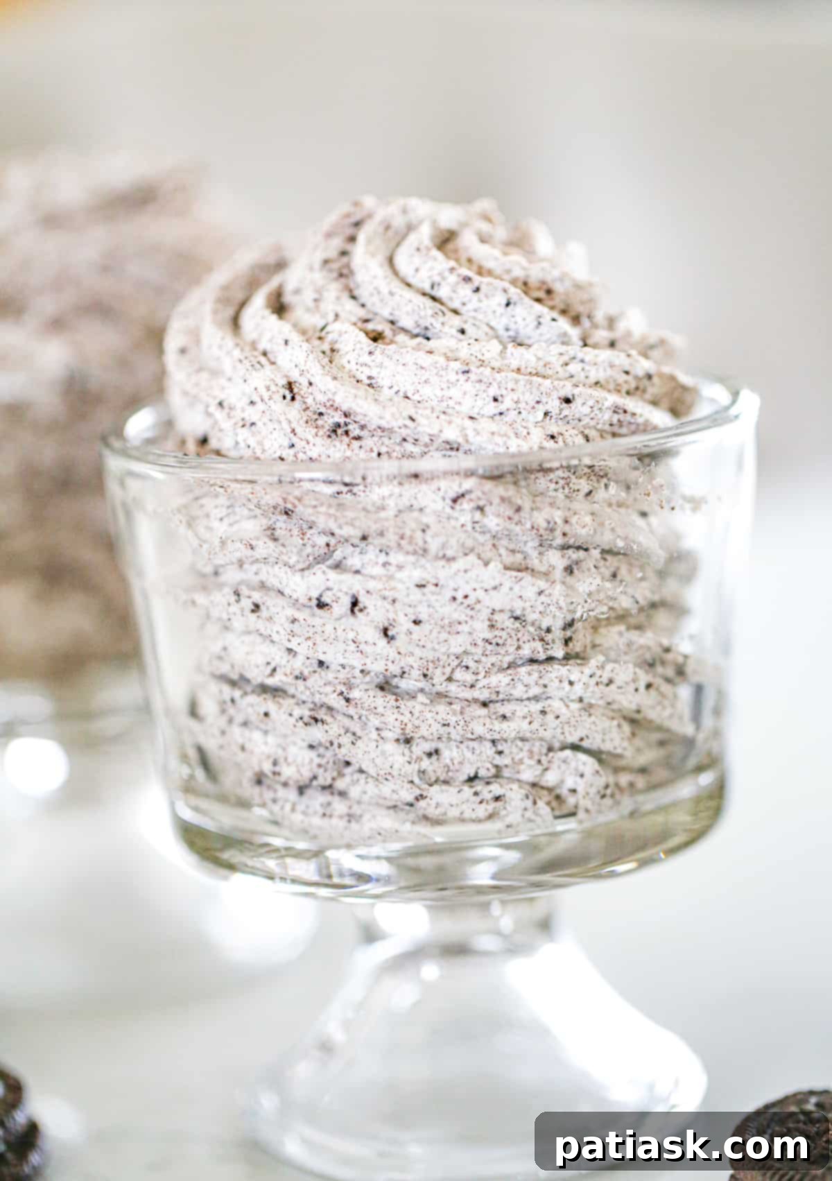 Effortless 3-Ingredient Cookies and Cream Mousse 4 Multiple servings of 3 Ingredient Oreo Mousse in glasses