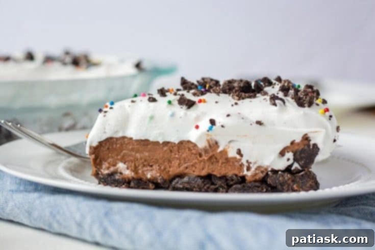 50 Sublime Ice Cream Treats to Savor This Summer 43 Oreo Cookie Pie with a homemade Oreo crust, chocolate pudding, vanilla ice cream, and whipped topping.
