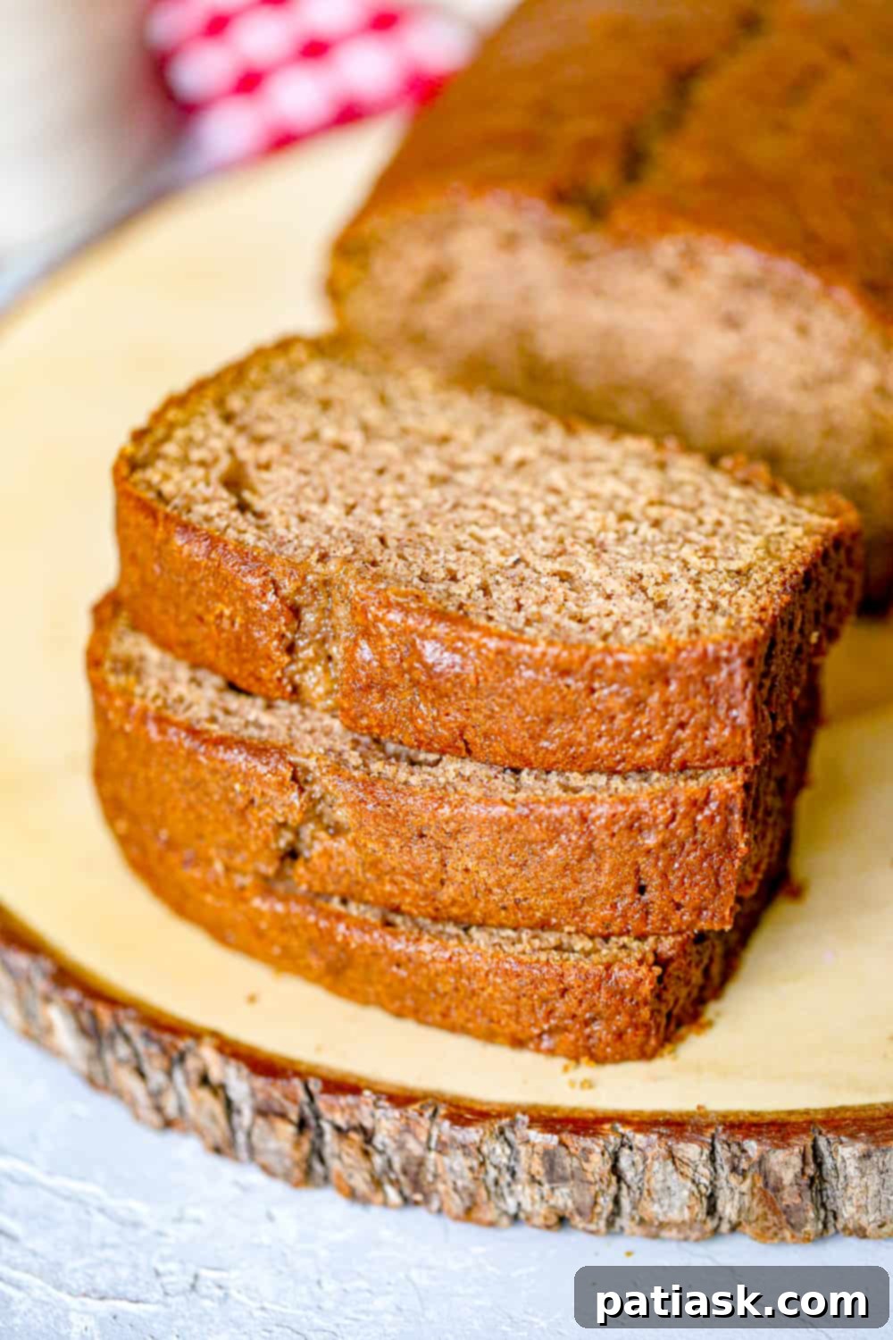 Cozy Apple Cinnamon Bread 4 Moist and flavorful applesauce cinnamon bread ready to be served