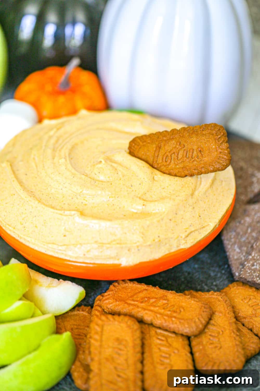 fluffy pumpkin pie dip cream cheese recipe fall dessert