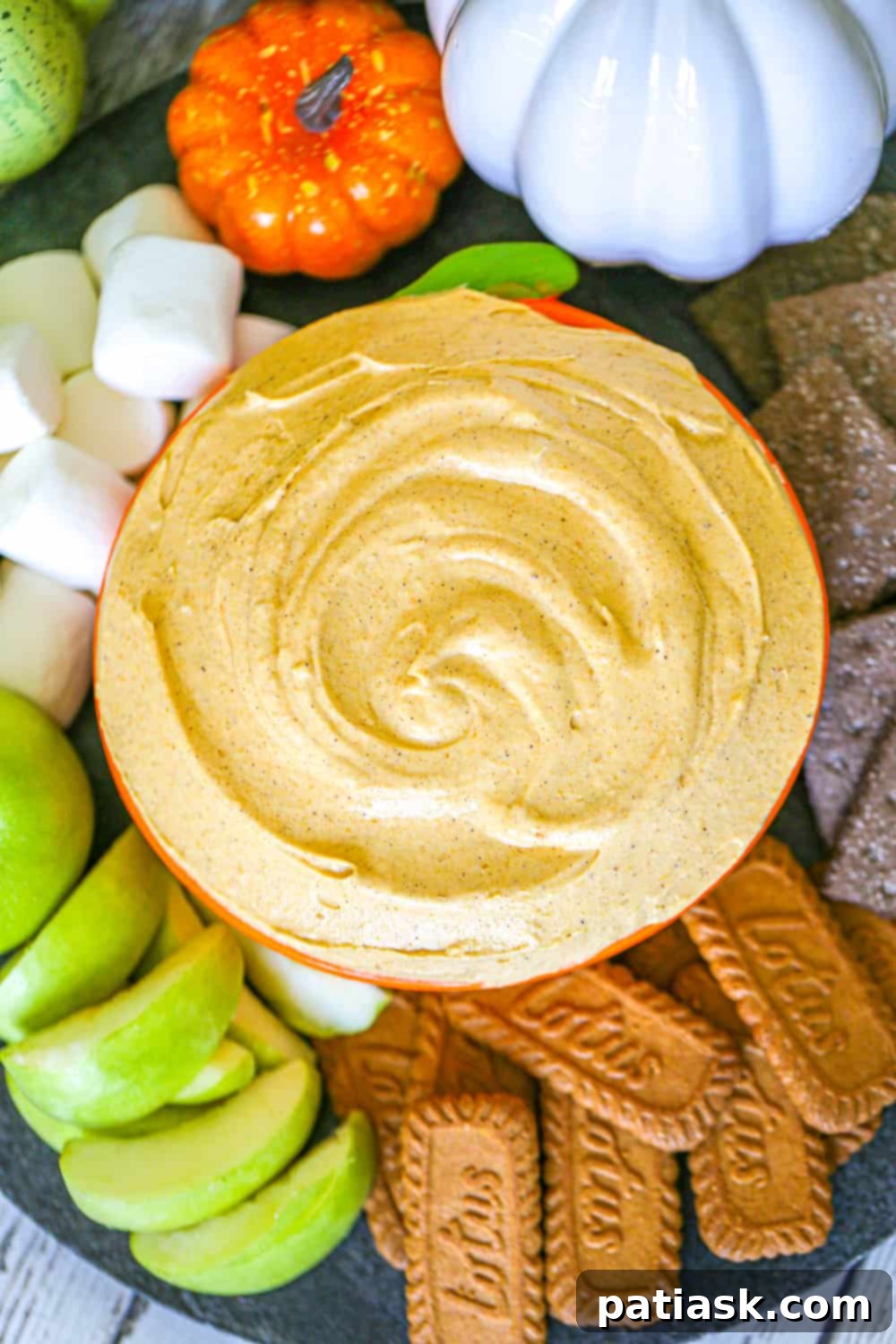 fluffy pumpkin pie dip cream cheese recipe fall dessert