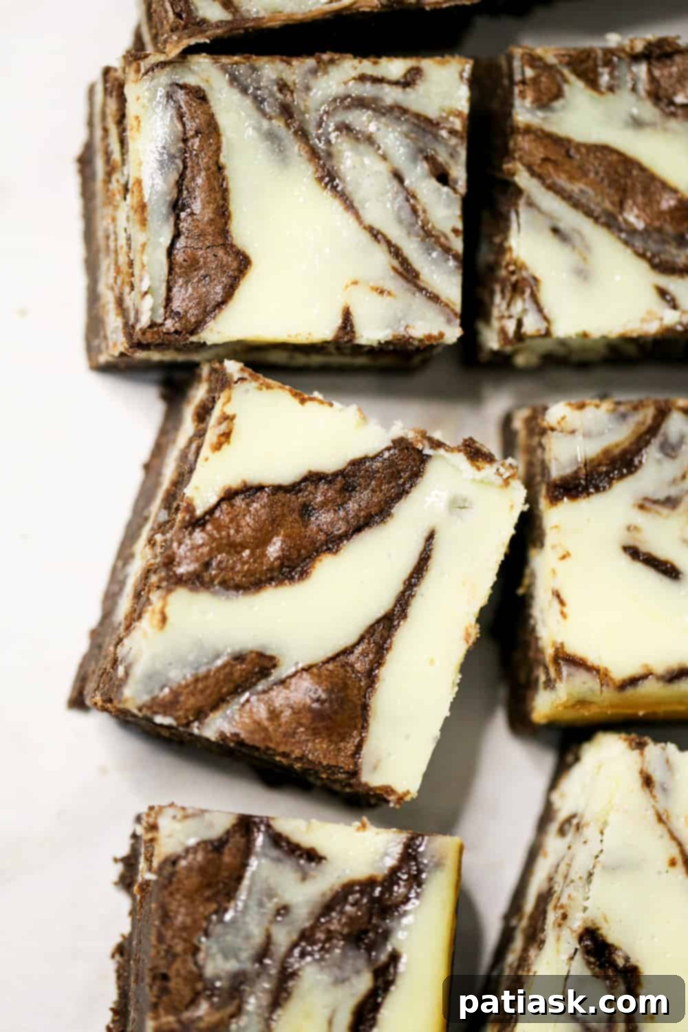 Decadent Cream Cheese Swirl Brownies 4 How to make cheesecake swirl brownies