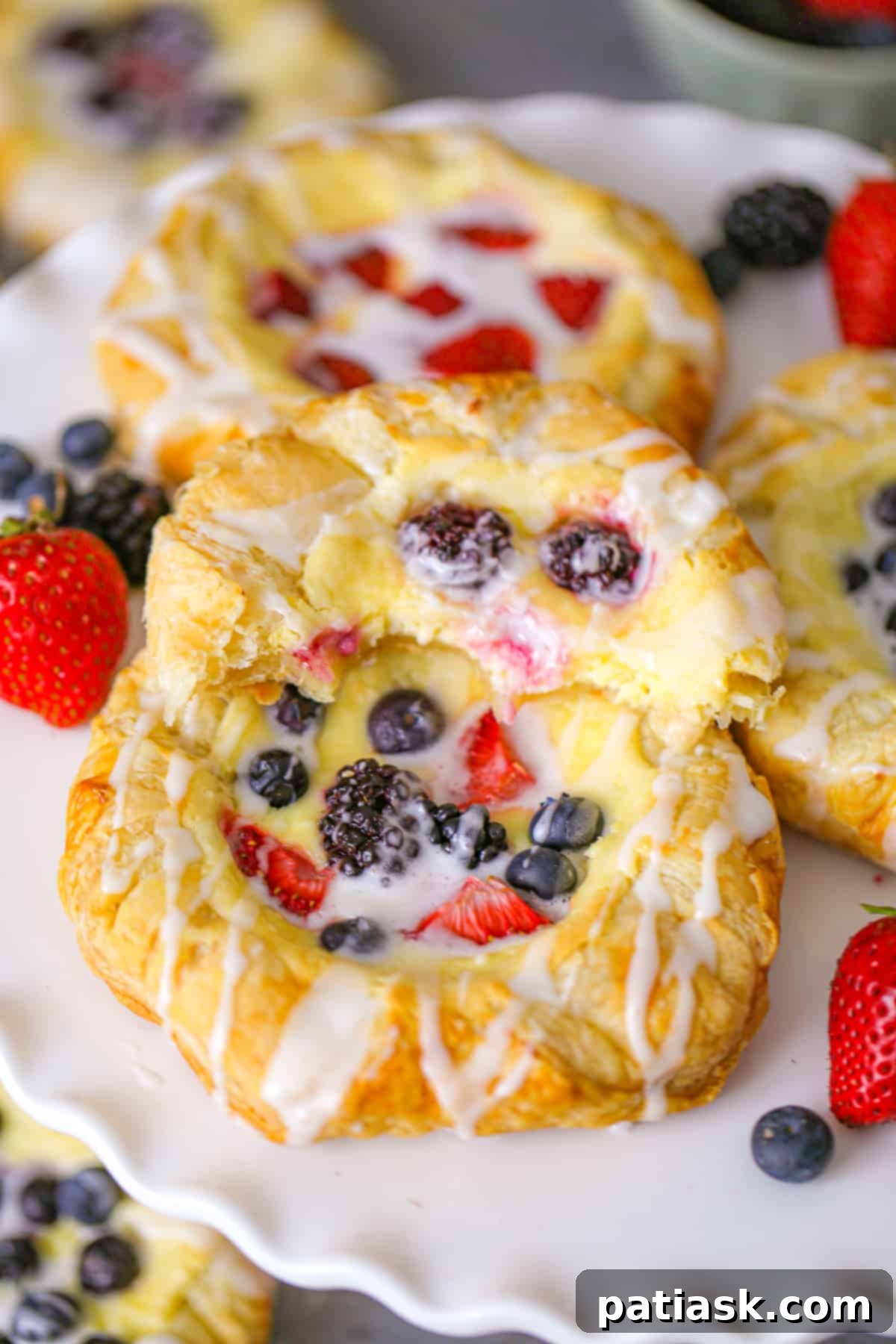 Flaky Cream Cheese Puff Pastry Danishes 5 cream cheese danish with puff pastry pastries dessert