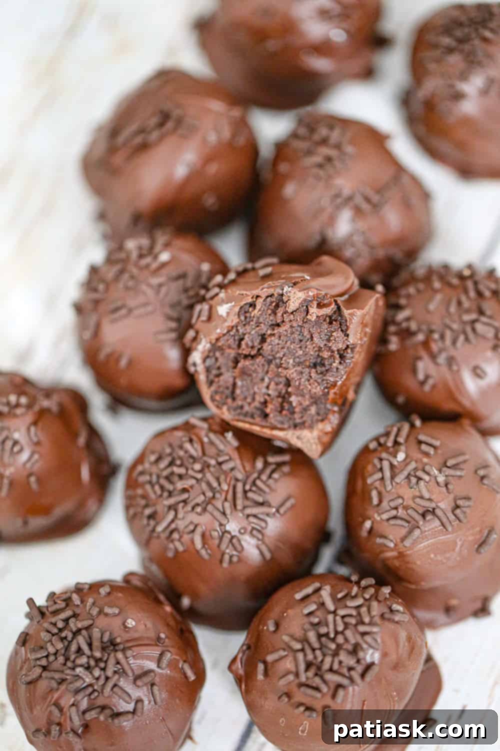 Chocolate Cake Cheesecake Truffles