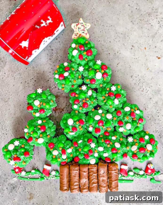 Christmas Tree Pull-Apart Cupcakes 3 Christmas Tree Pull Apart Cupcakes Cake recipe party dessert