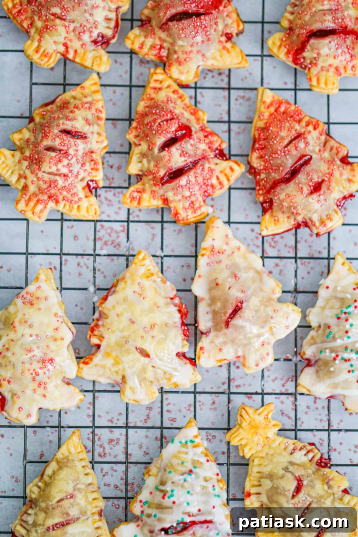 Christmas Tree Strawberry Hand Pies recipe using lucky leaf fruit filling