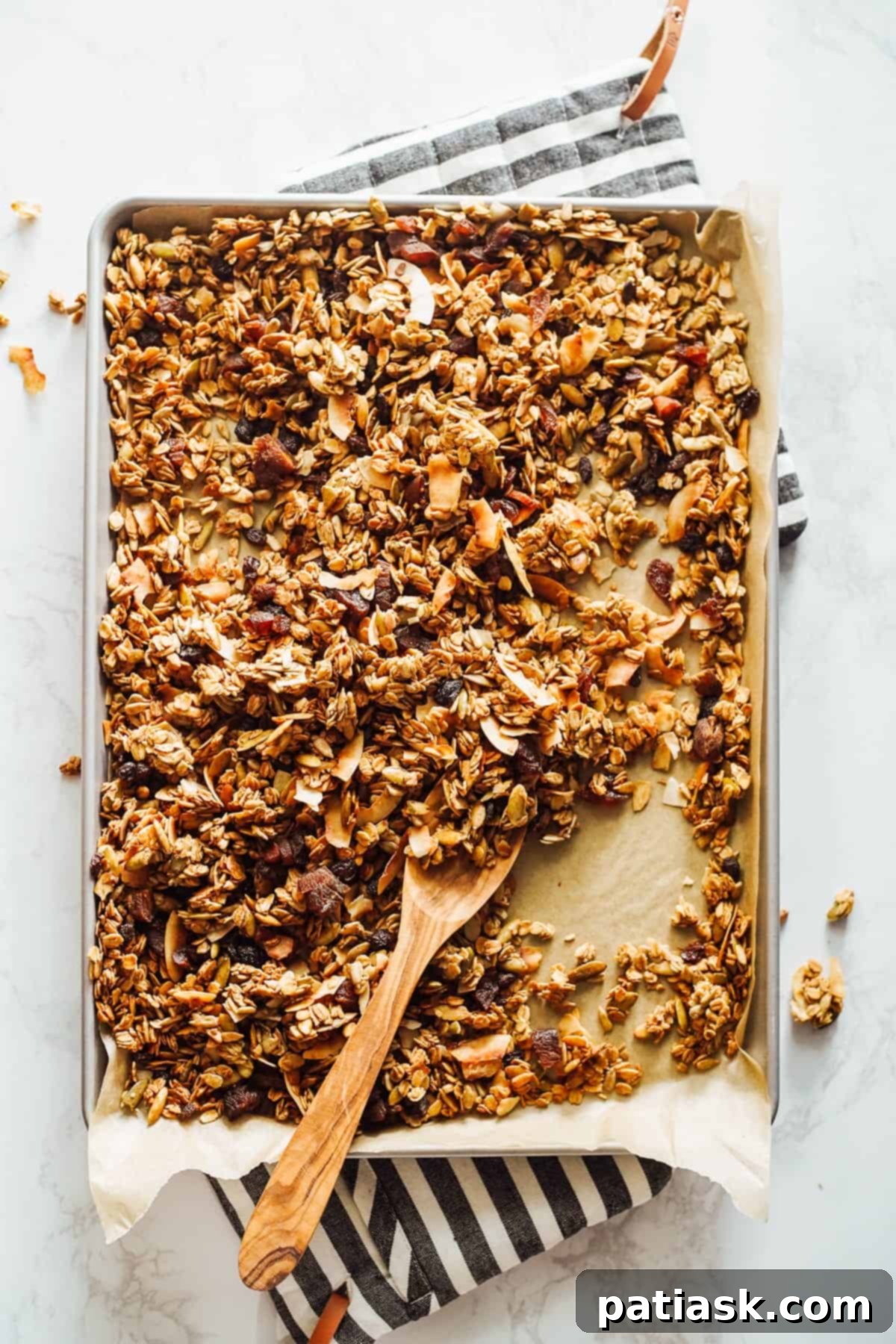 Delicious almond and oat granola, a customizable base.
