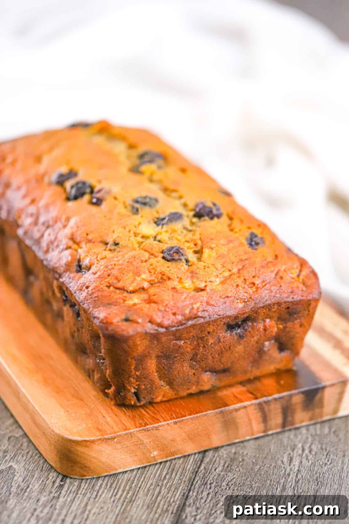 Effortless Blueberry Banana Bread 7 Freshly baked loaf of easy and moist blueberry banana bread.