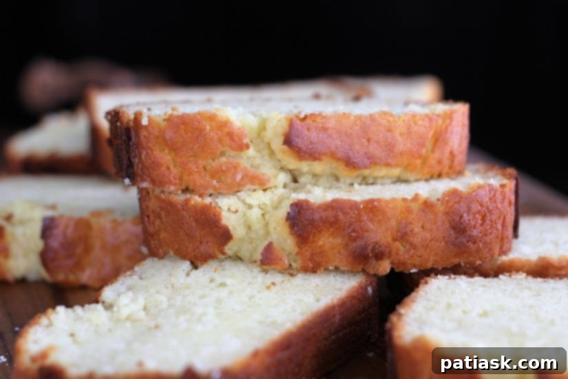 Vanilla Greek Yogurt and Olive Oil Pound Cake 4 Vanilla Greek Yogurt & Olive Oil Pound Cake