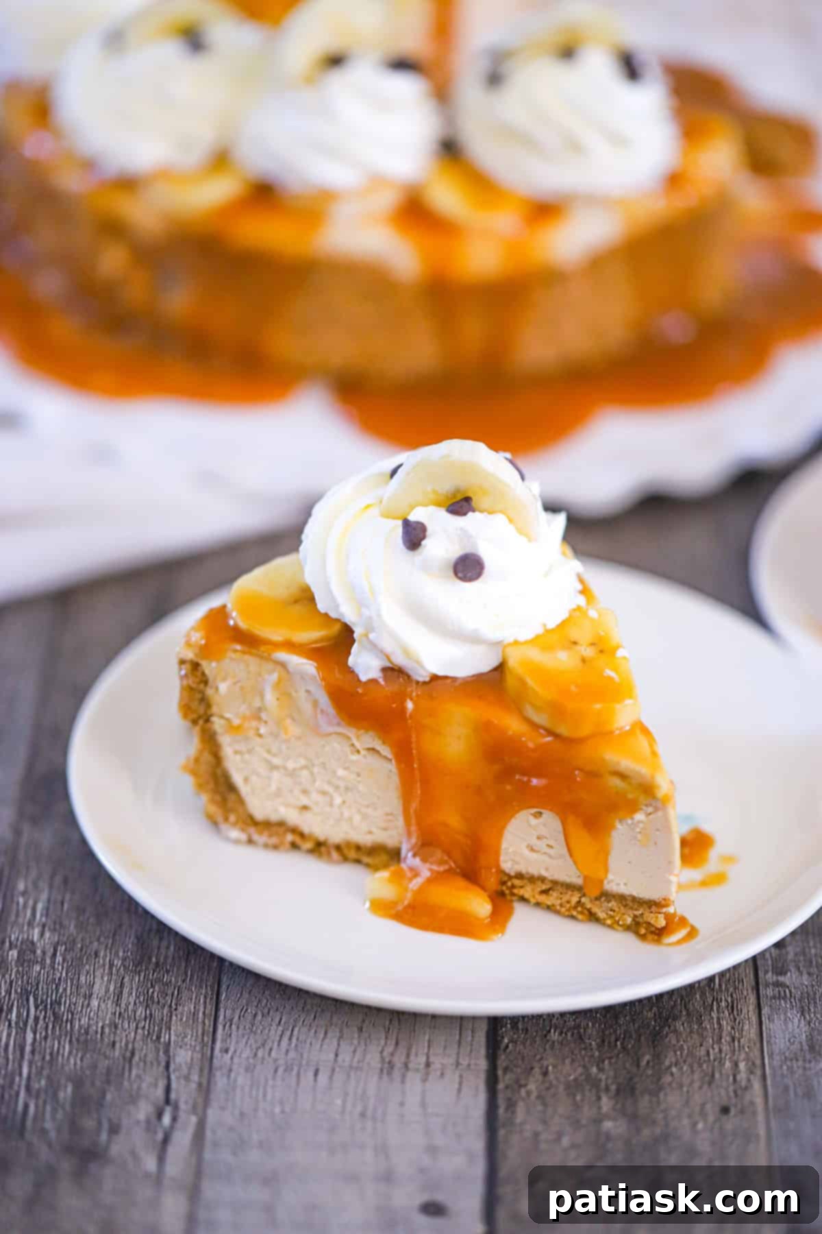 Sweet & Simple: 40 Easy Caramel Dessert Ideas 33 No Bake Peanut Butter Banoffee Cheesecake with caramel and bananas