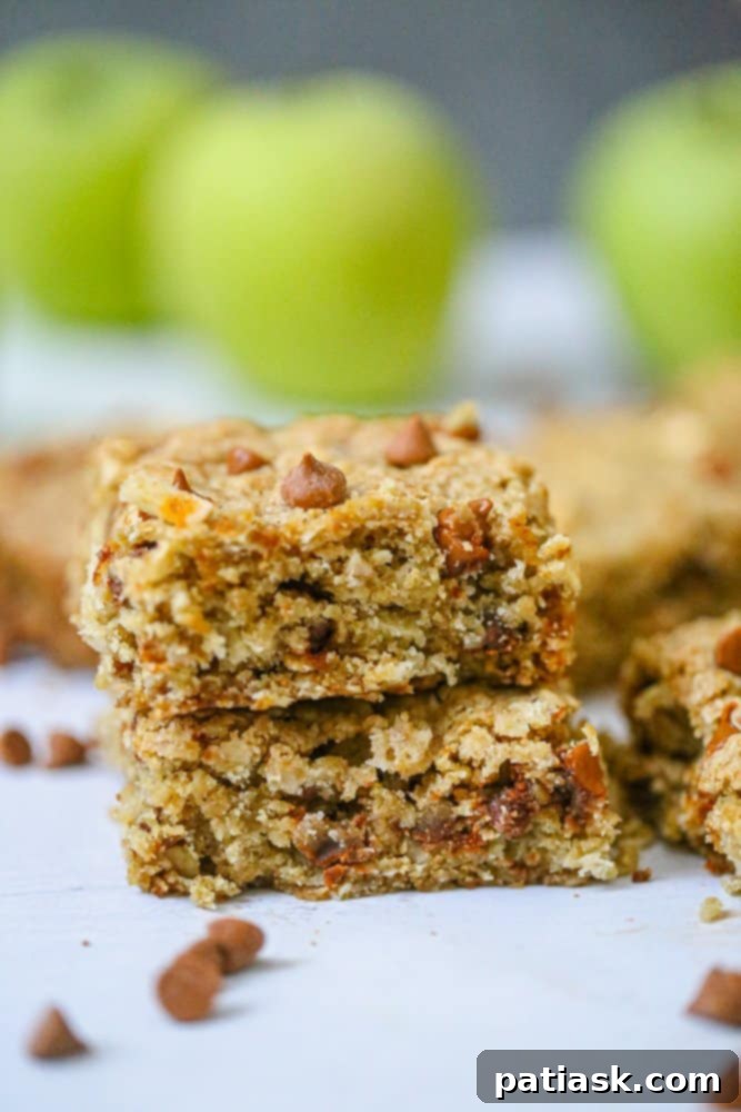 Individual serving of Apple Cinnamon Oatmeal Bars