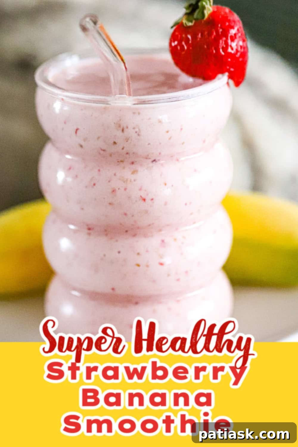 Nutrient Rich Strawberry Banana Flax Smoothie 7 Easy and delicious breakfast and workout snack smoothie
