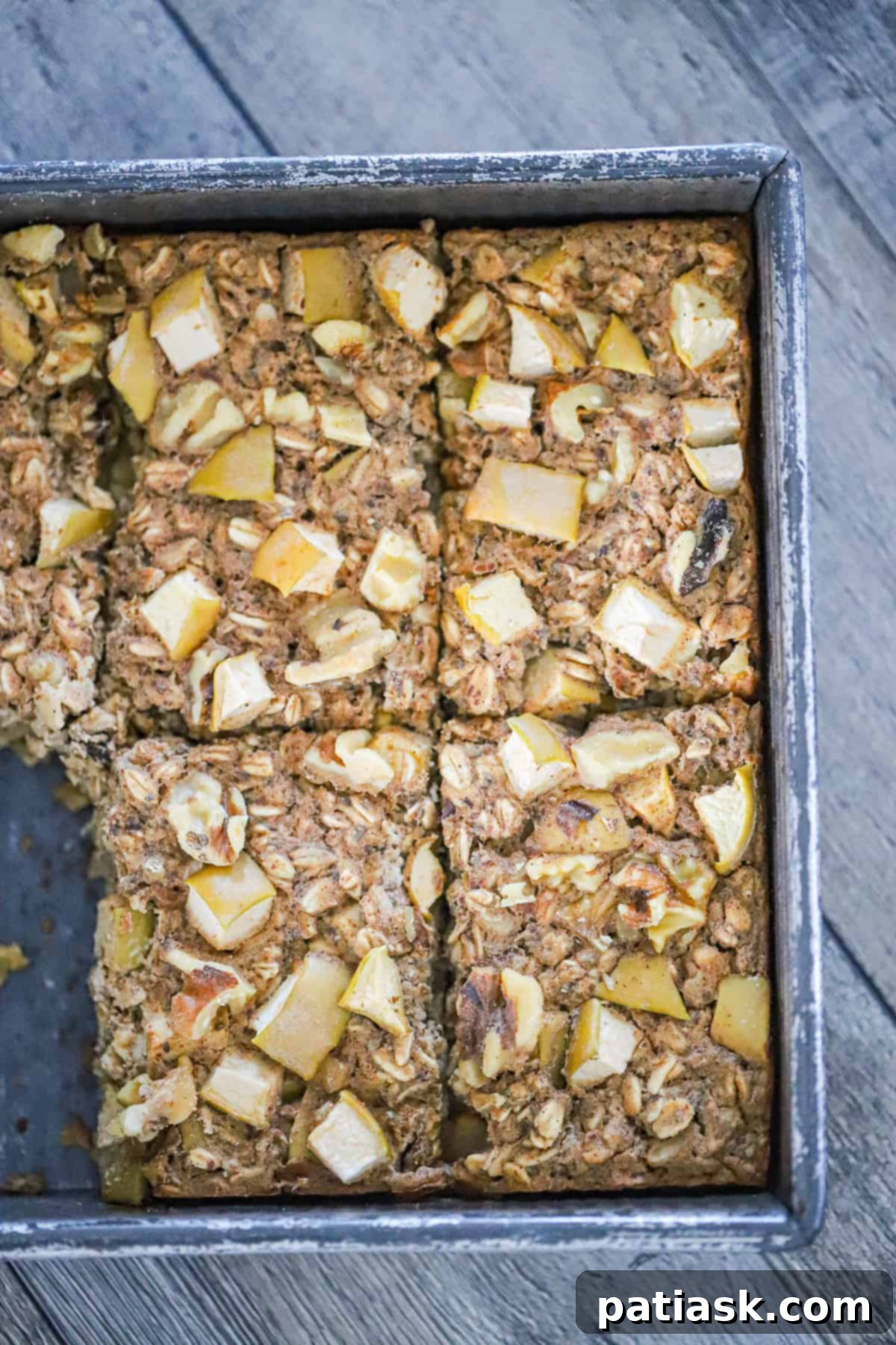 Apple Cinnamon Walnut Baked Oatmeal Recipe - Protein & Fiber Packed