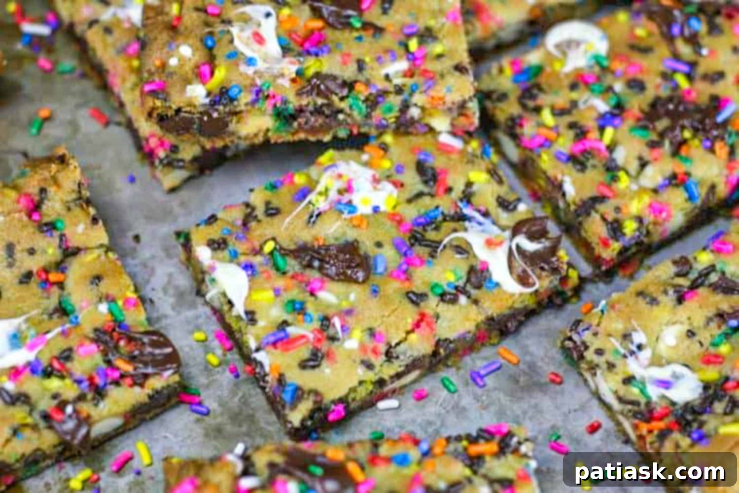 Party Funfetti Chocolate Chip Bars 6 chocolate chip bars with sprinkles