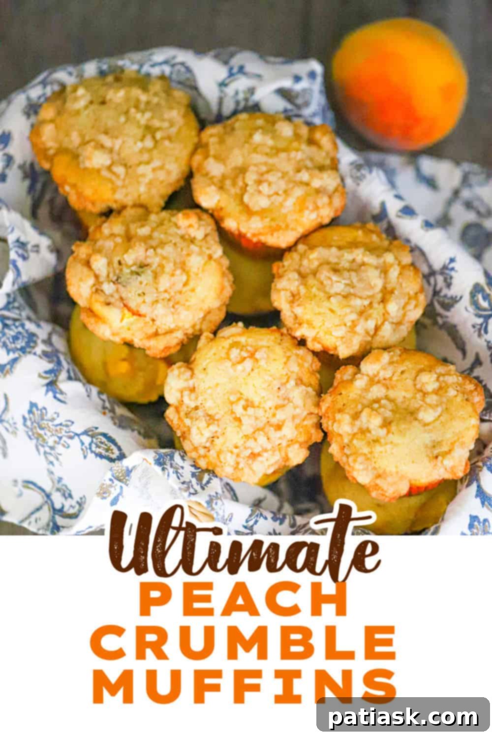 Juicy Peach Muffins with Optional Streusel 8 Summer fruity breakfast or snack idea
