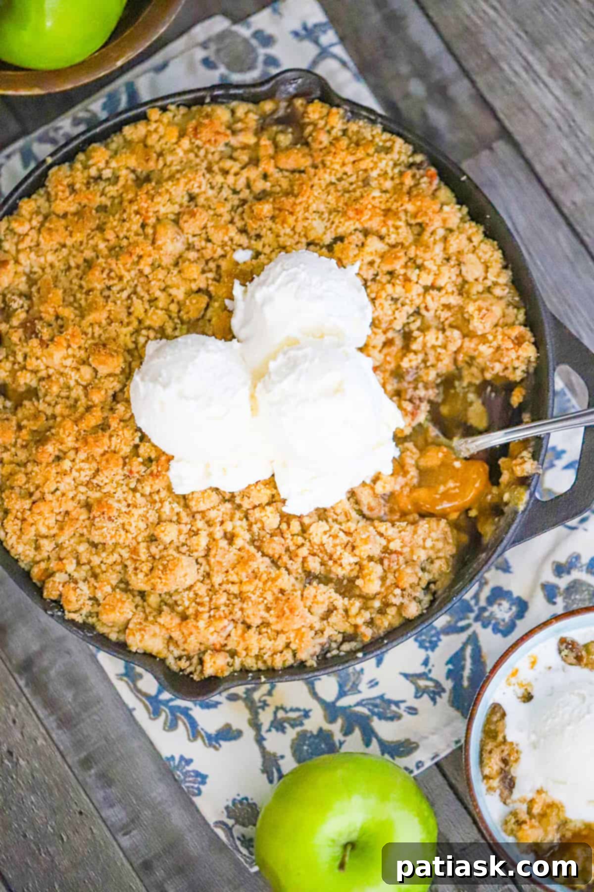 Golden Caramel Apple Crumble 7 easy crisp apples baked with caramel