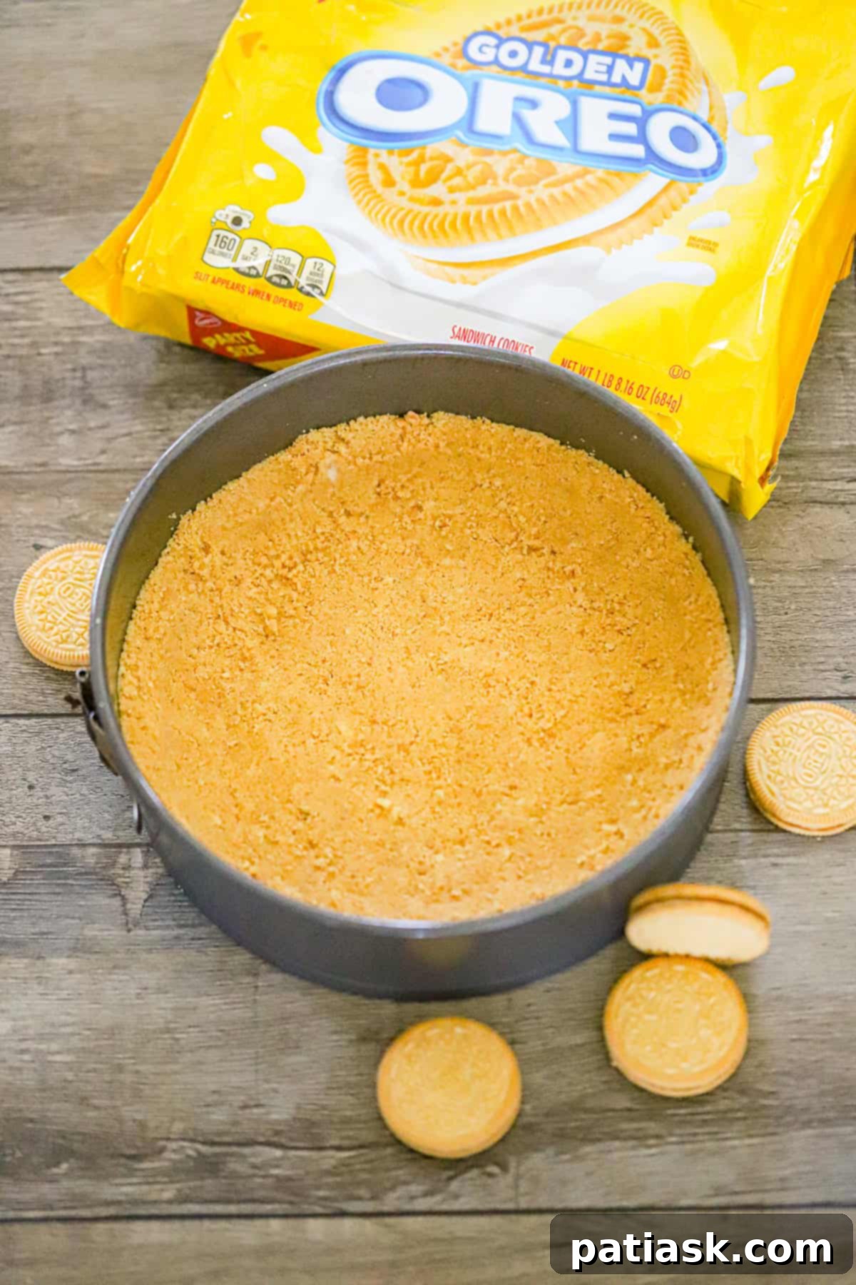 Golden Oreo Vanilla Dessert Crust 3 Layered dessert ideas featuring a Golden Oreo crust, perfect for cheesecakes, pies, and parfaits.